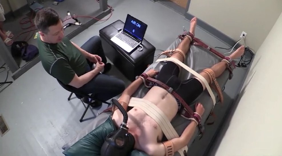 Bondage gag latex belt