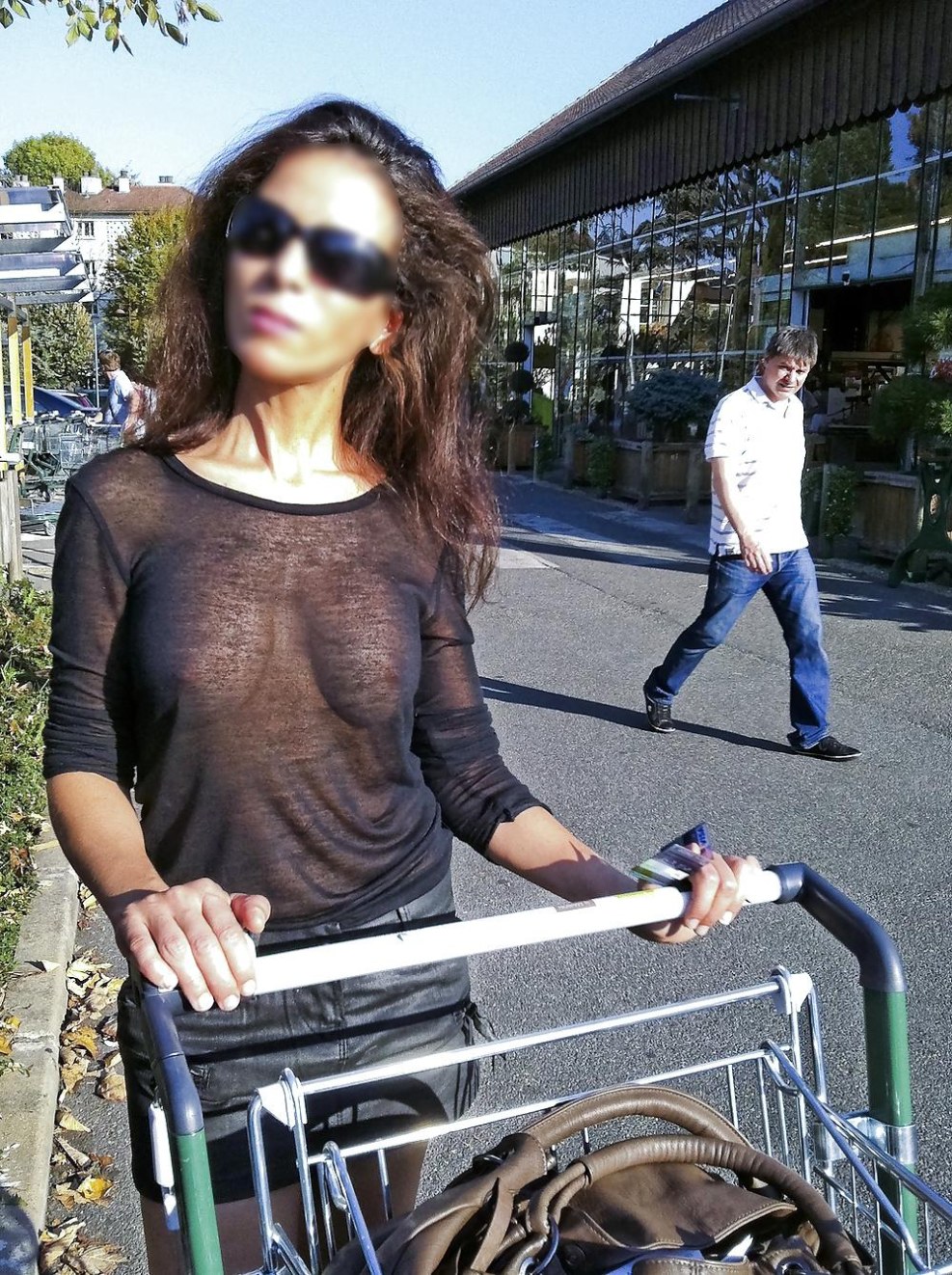 Girls without complexes