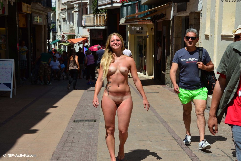 Nip Activity Nude Casting without people