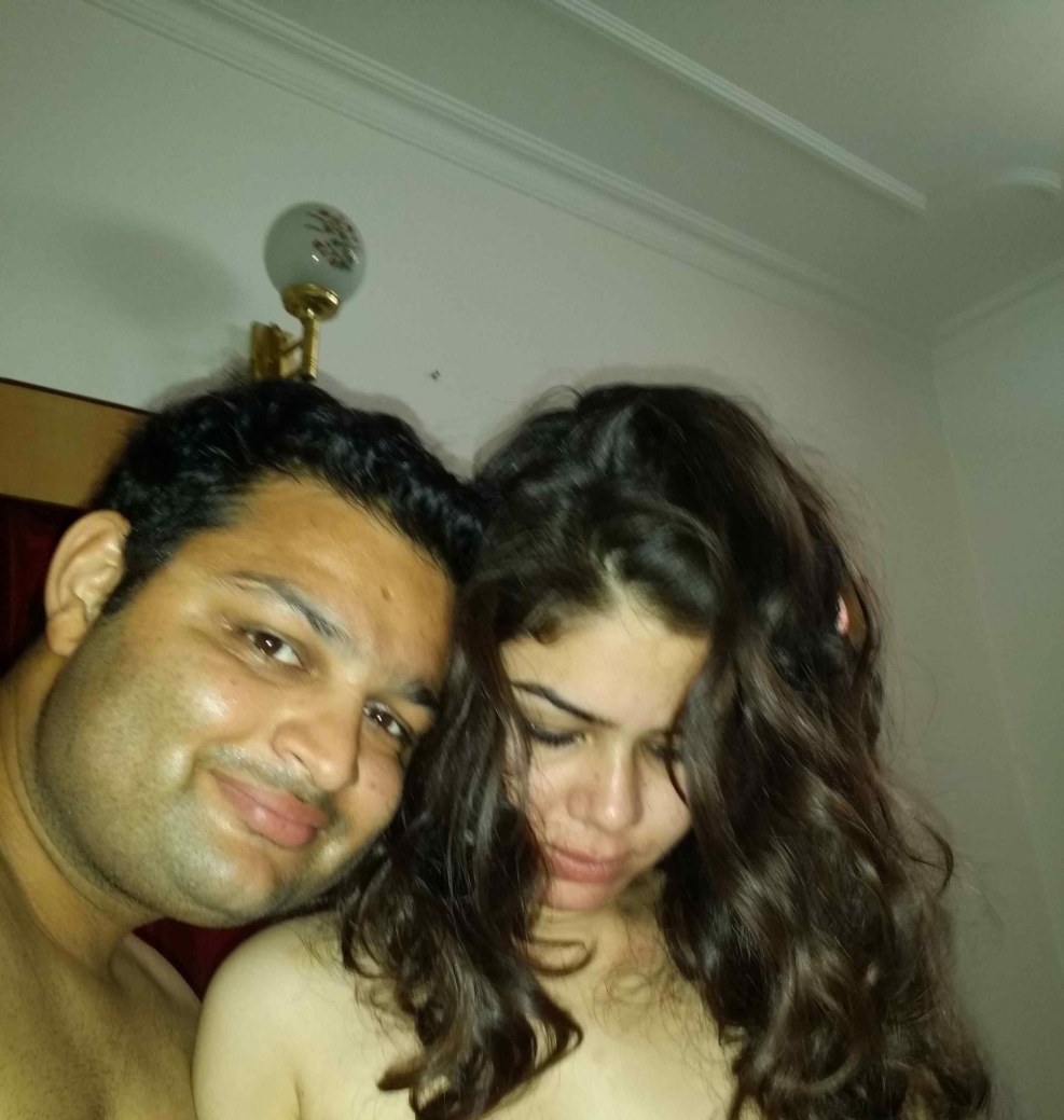 Pakistani Girls Leaked MMS