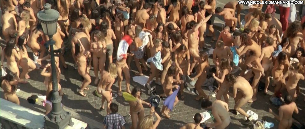 Mercedes Carrera Naked Brothers