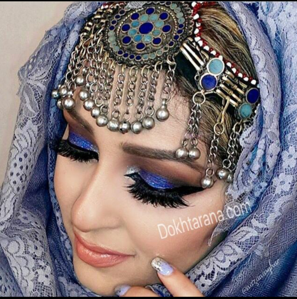 Residents of the woman Medina