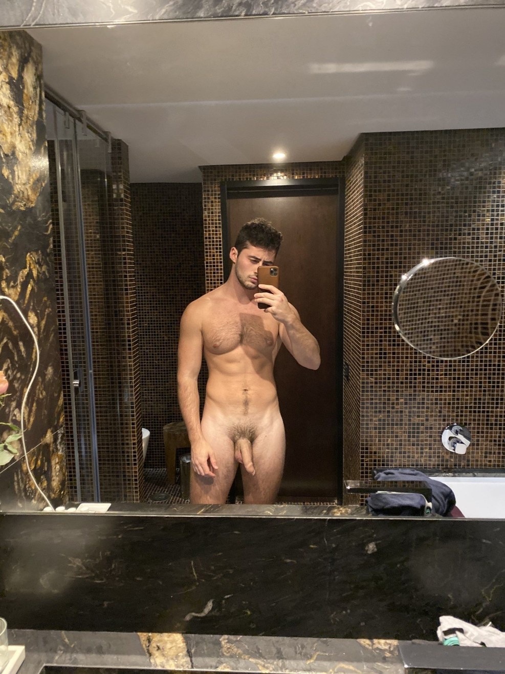 Mateo Landi model without panties