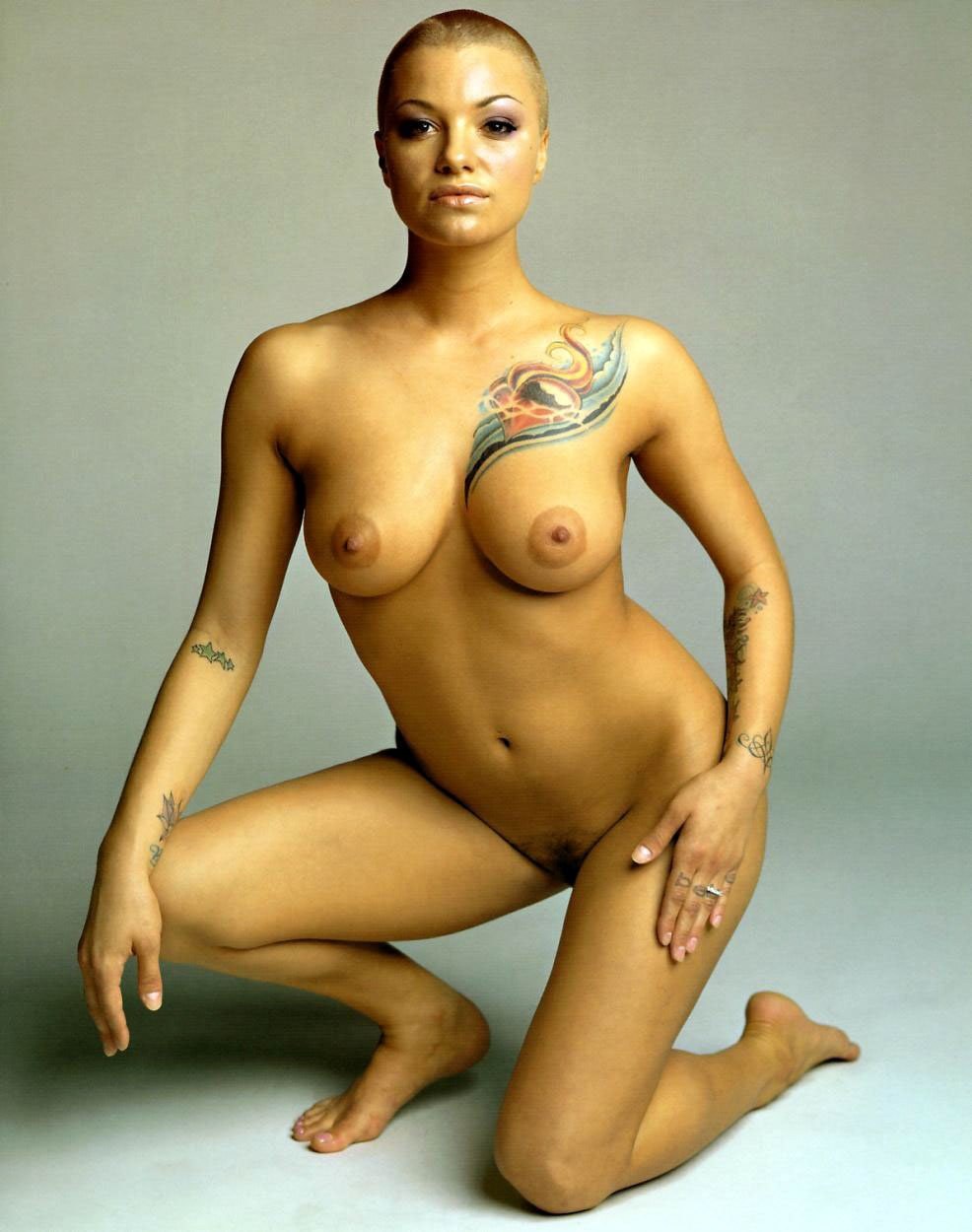 Bald Women (64 photos)