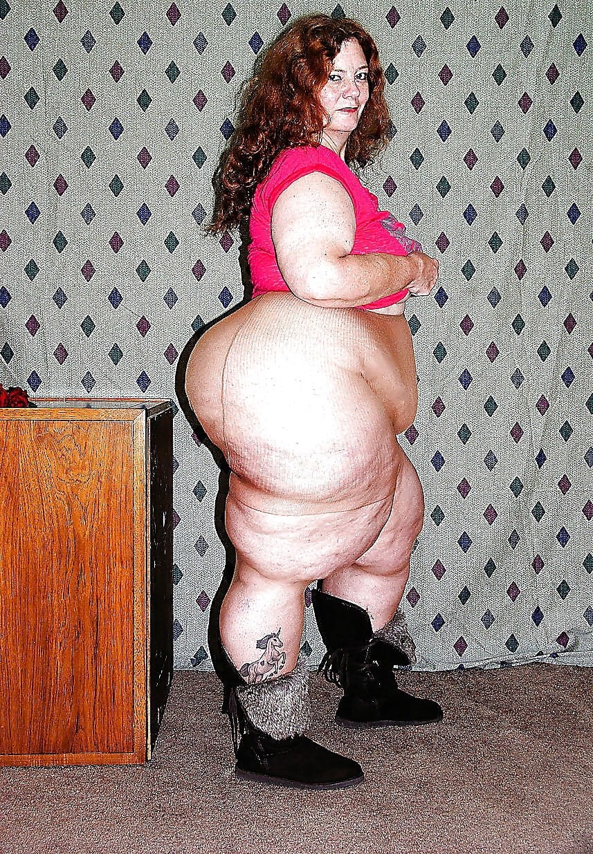 SSBBW CAJUN Big EZ Painting Naked