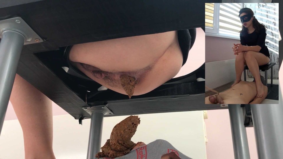 Pooalina COM video of Copro