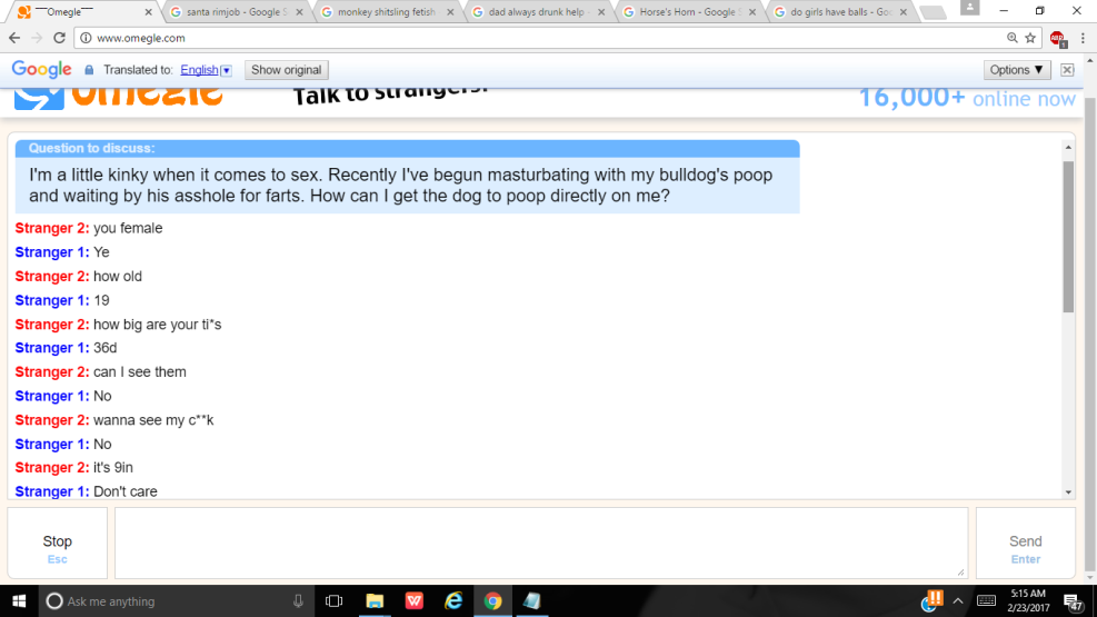 Girl undresses in Stickam