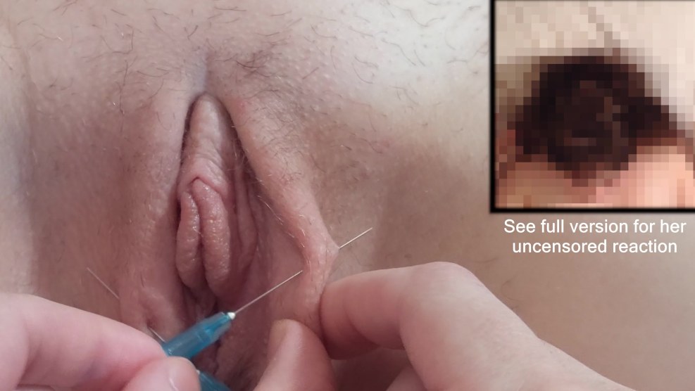 Piercing with hogli bdsm