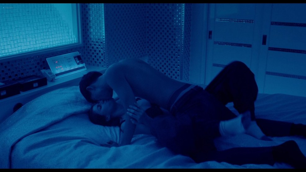 Alexandra Daddario Real Nude detective