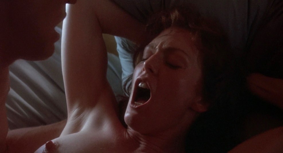 Julianna Moore Erotic scenes