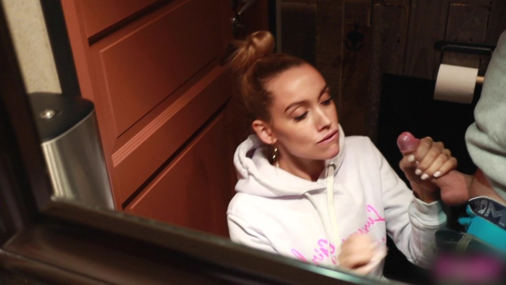 Aunt Christina Luxury Girl XXX