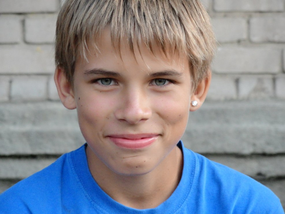 Guy with a chic body twink