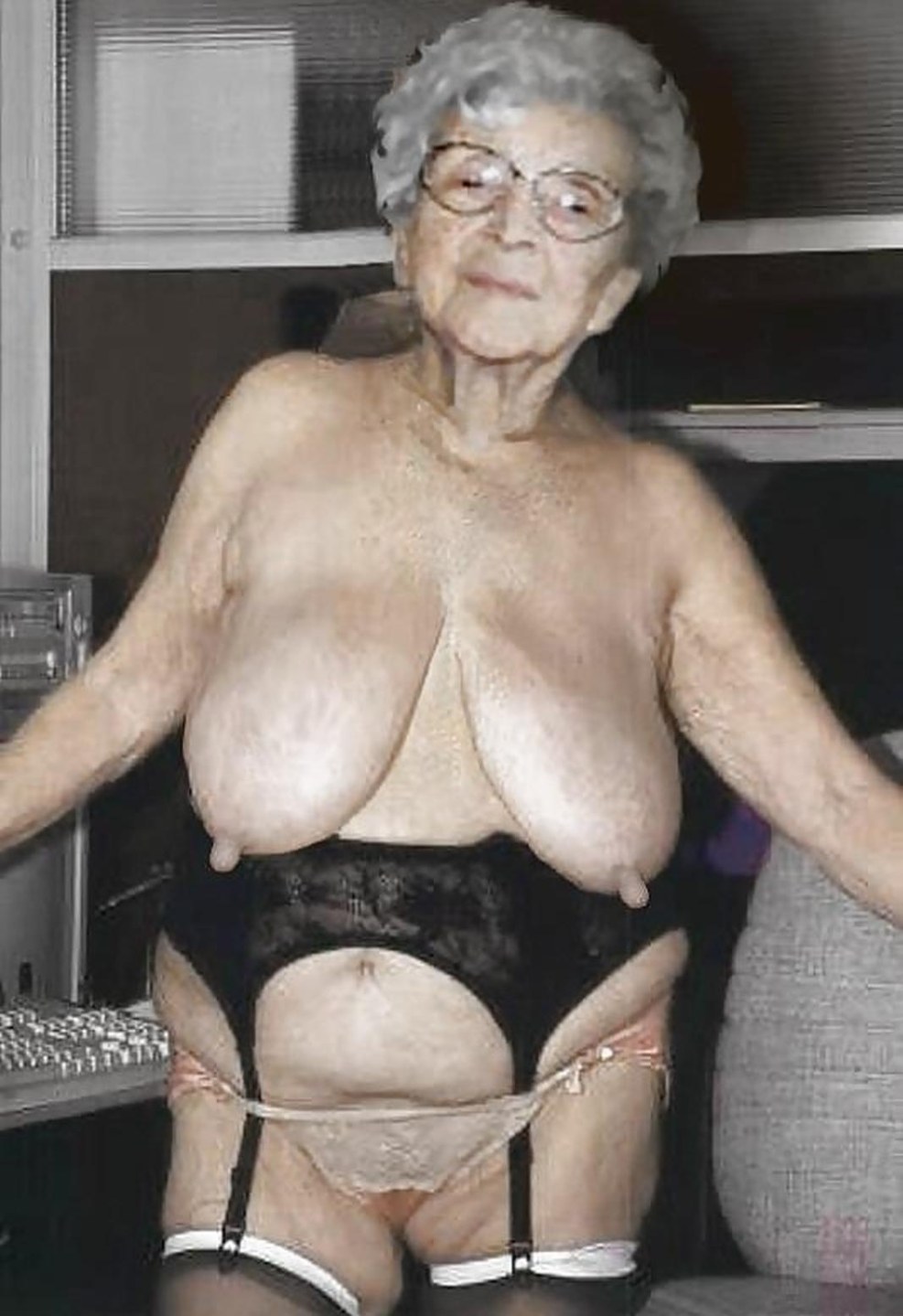Very old grandmother shows boobs