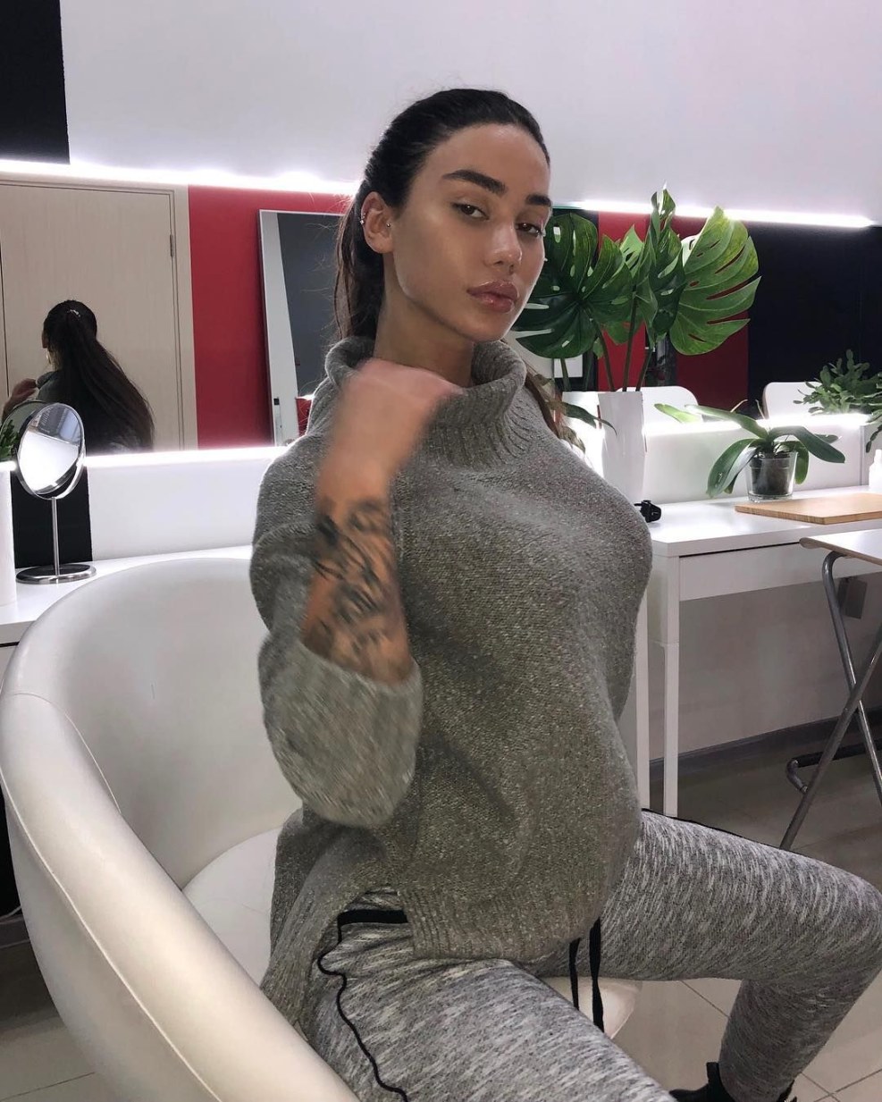 Mimo_prohodite Diana