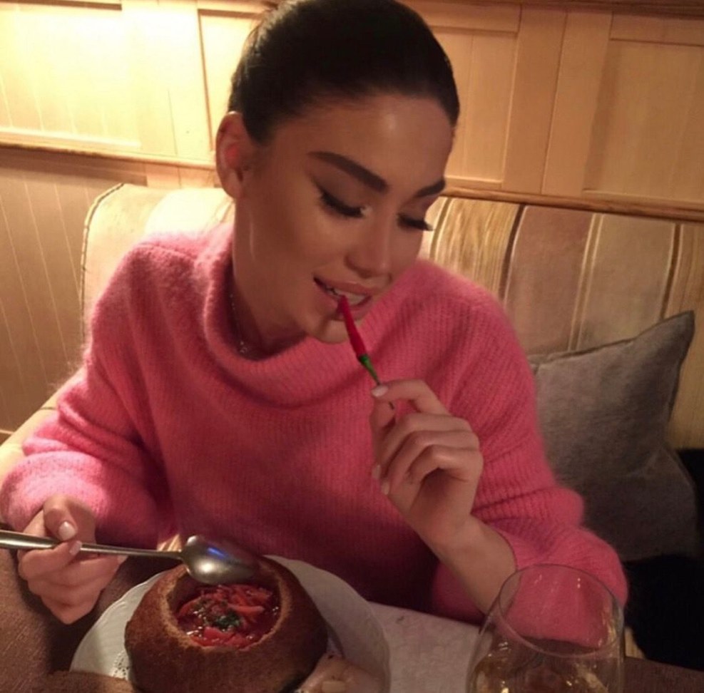 Mimo prohodite Diana drain