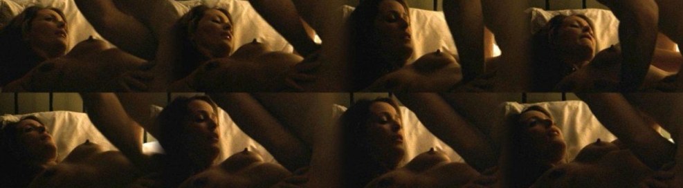 Gillian Anderson Paparazzi