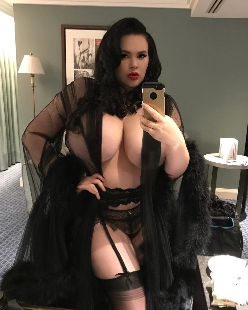 Lexy Lu (Lexy Lu) in bikini 18