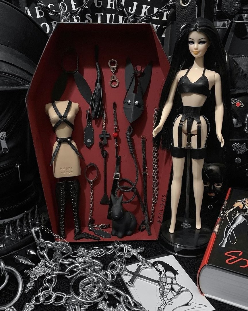 Mariel Clayton is the secret life of Barbie dolls