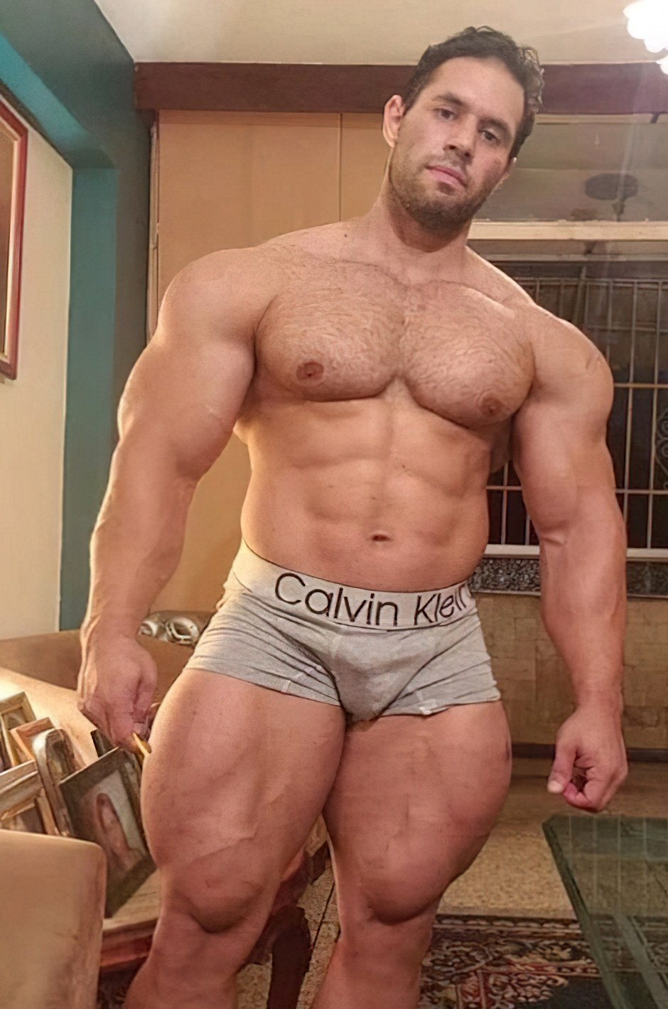 Santiago Agaron Bodybuilder