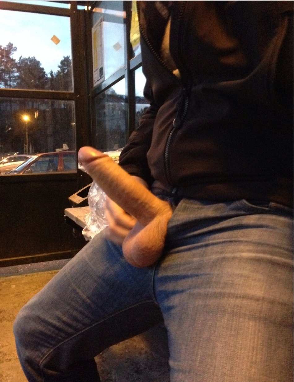 Boys and girls without panties