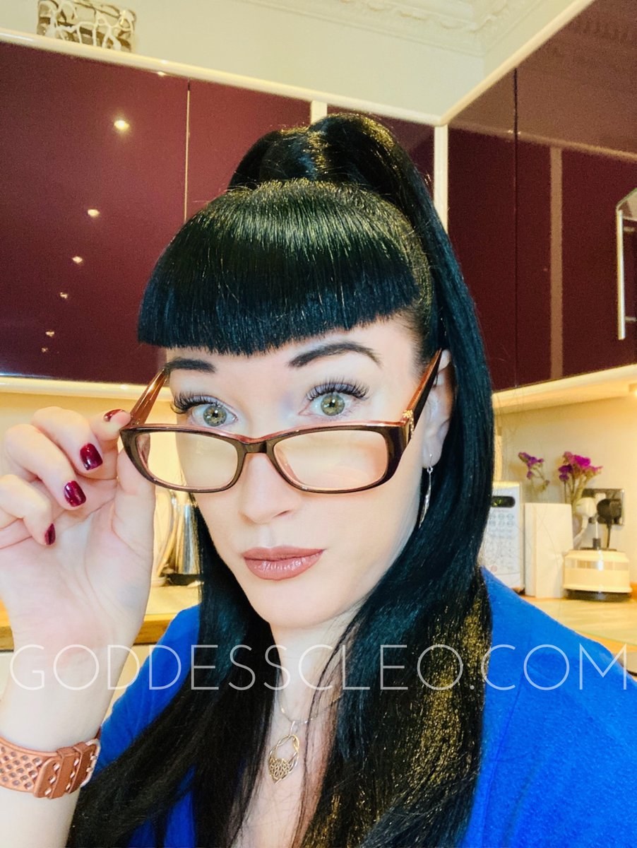 Ekaterina Lisina Giantess Feet Pov