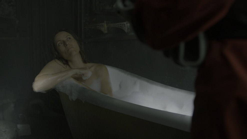 Naked Caroline Due in the film "Roman X", 1999 GIF