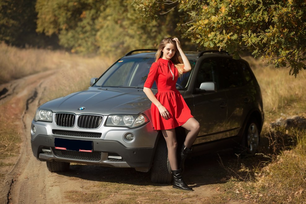 Photo shoot Girl and Auto Drive