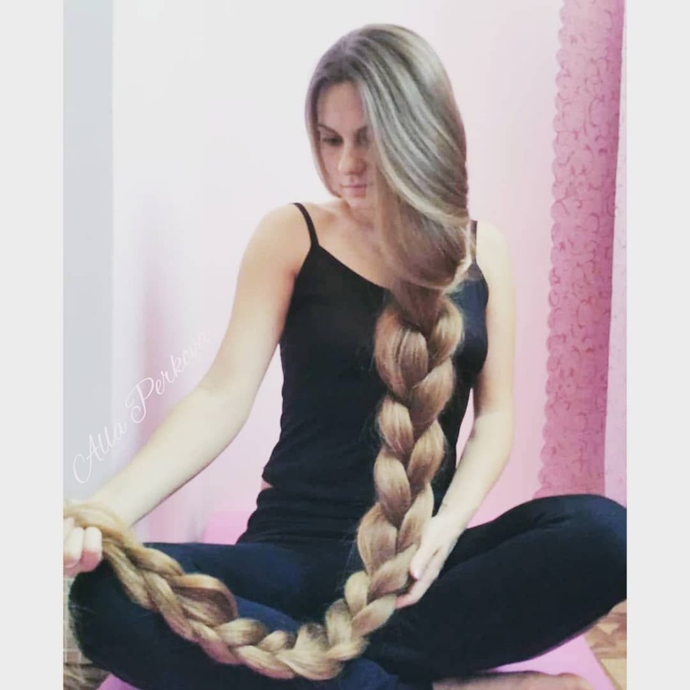 Hairstyles for very long hair