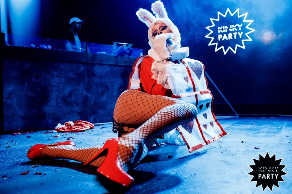 Taisiya Reshetnikova Kinky Party