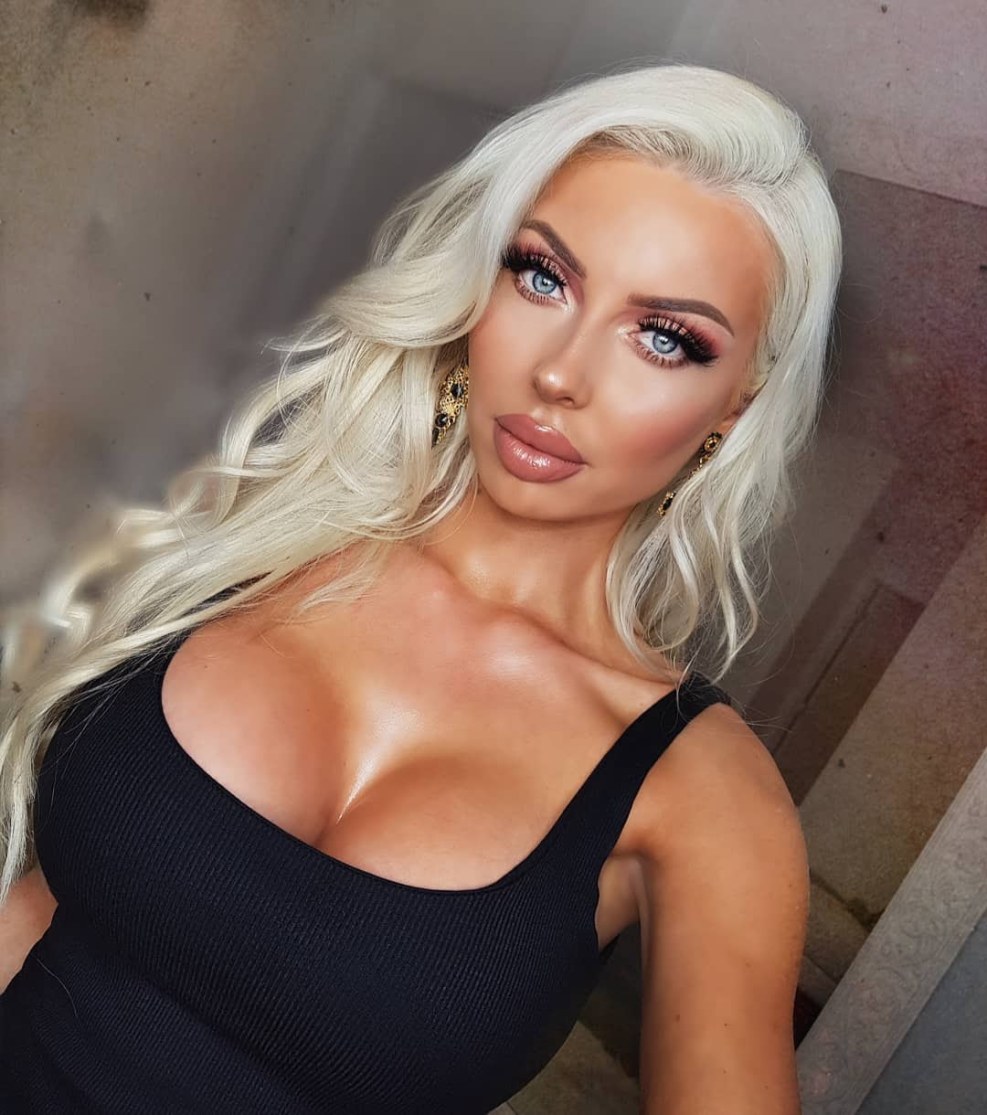 Nicoletta Shea Bimbo