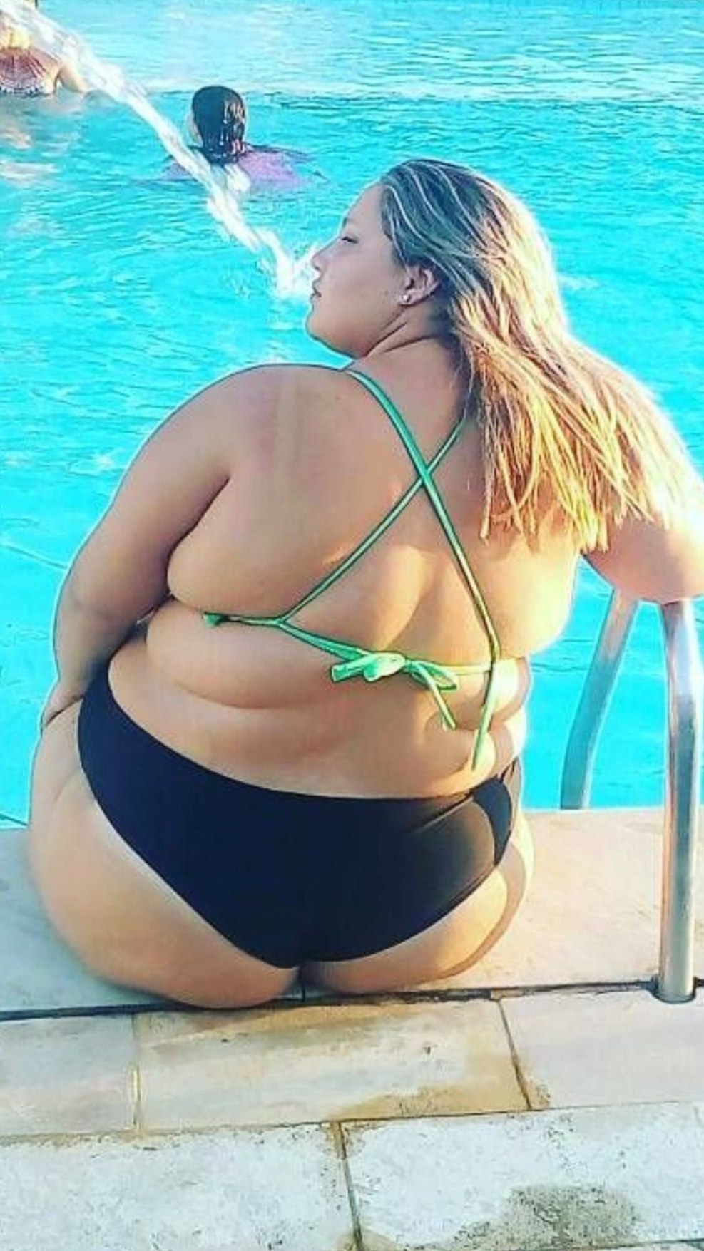 SSBBW in a dress wide hips