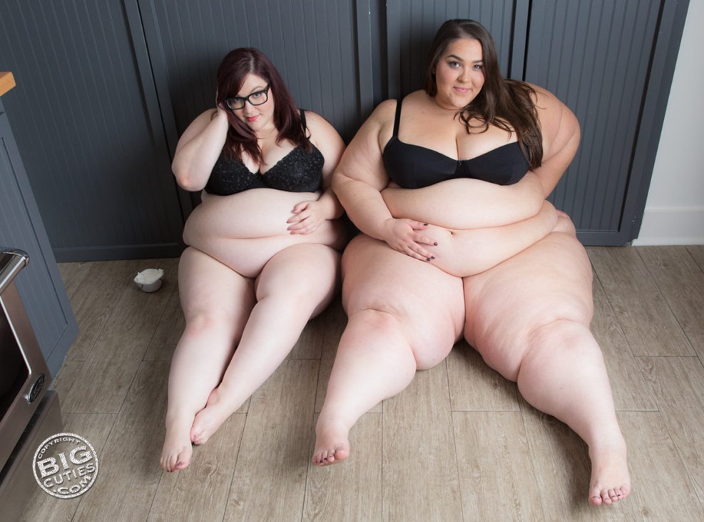 Bbw in large underpants