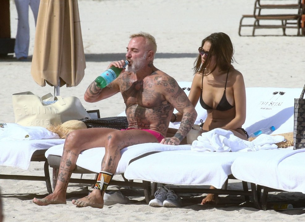 Vanessa Fonseca in Bikini