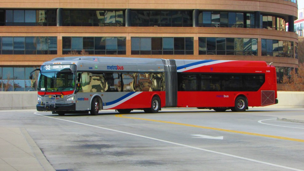 886 Lobnya bus