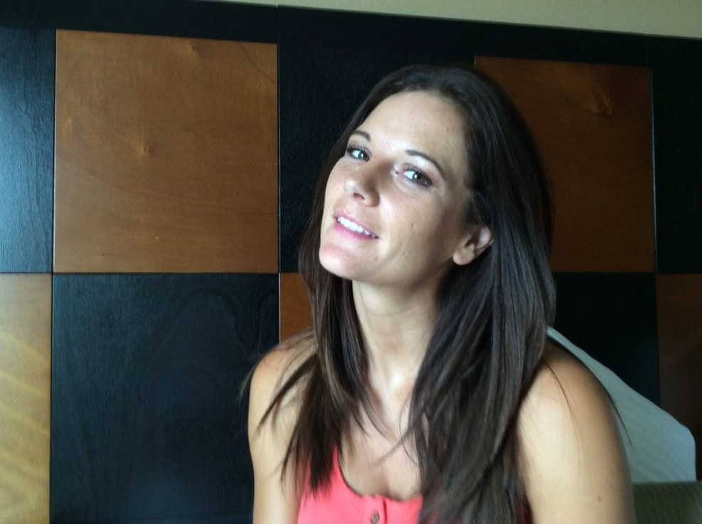 Mandy Flores actress