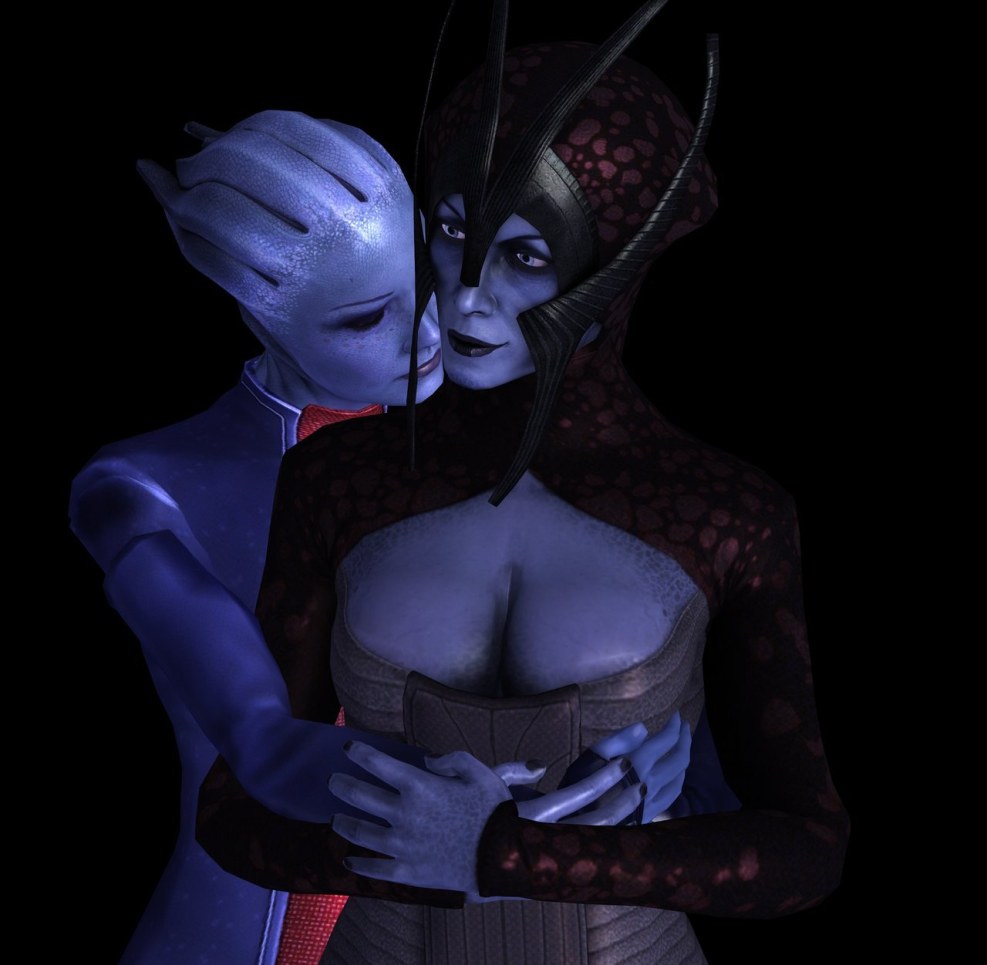 Matriarch Benesia is naked