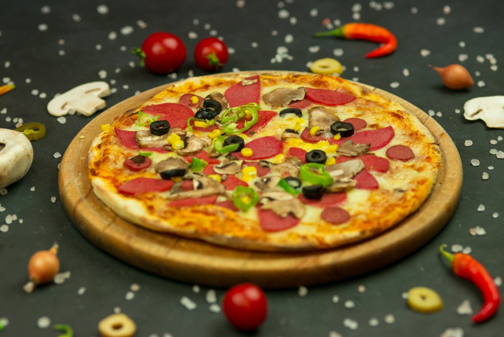 Pizza application dish in shawarims