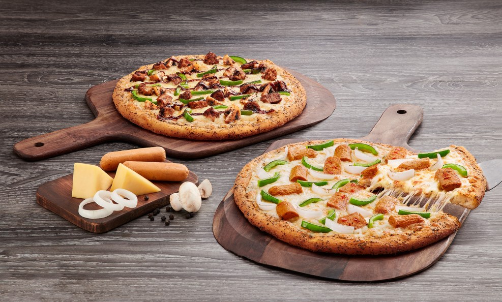 Roman pizza on a cake