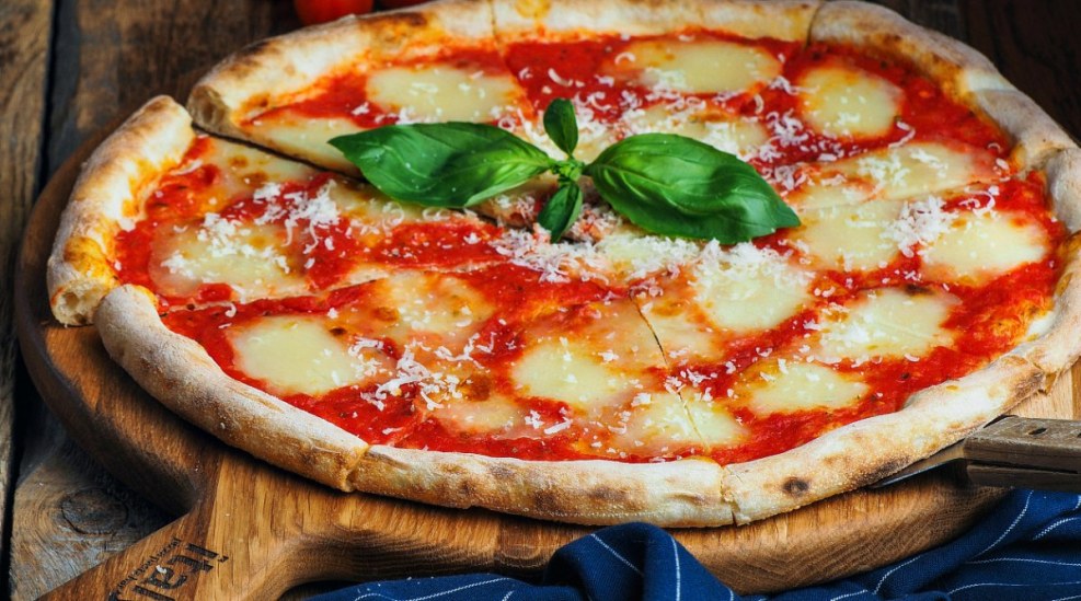 Anime girl with pizza