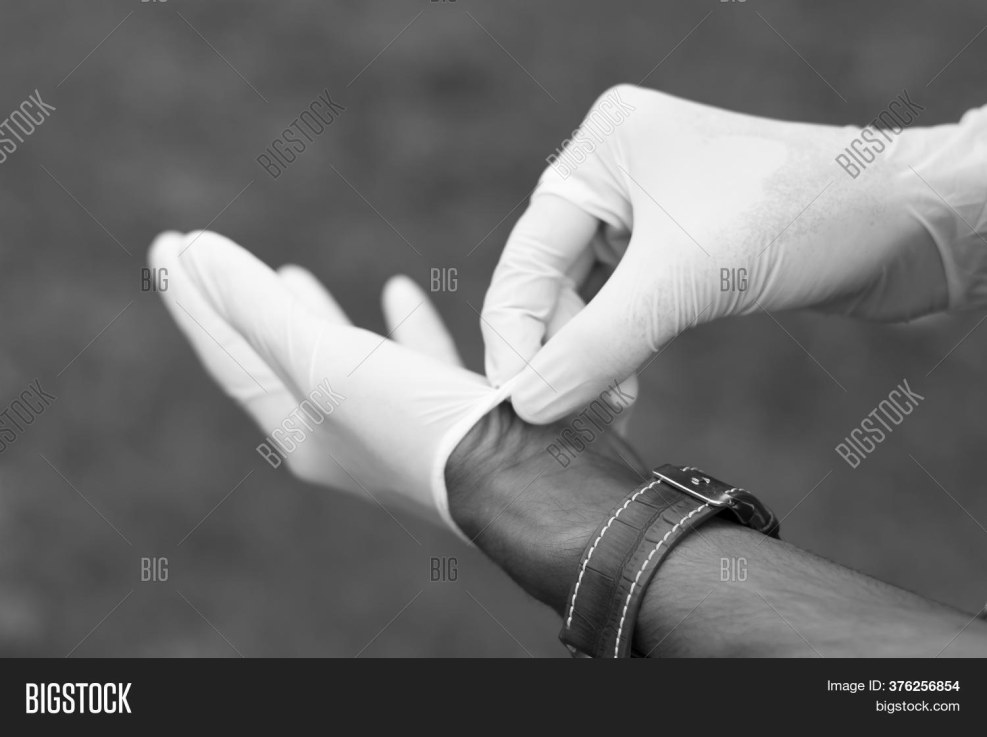 Massage in rubber gloves