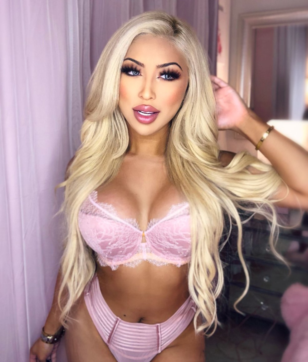 (@Elenagenevinne) Elena genevinne onlyfans