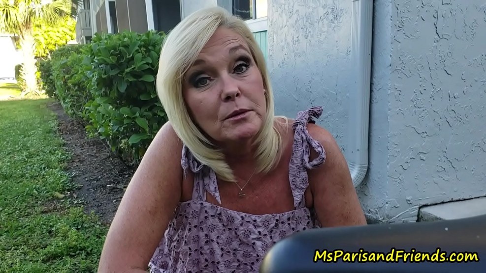 Nadine Jansen and Betty Ballehaus