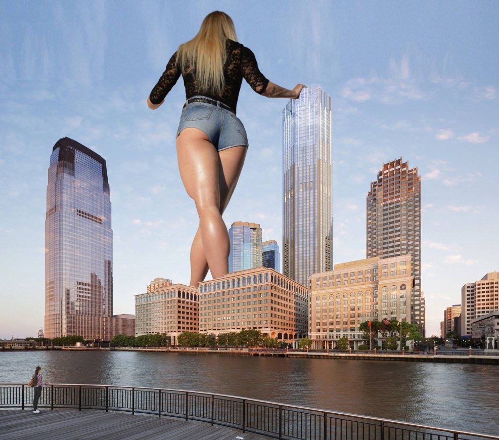 Giantess art