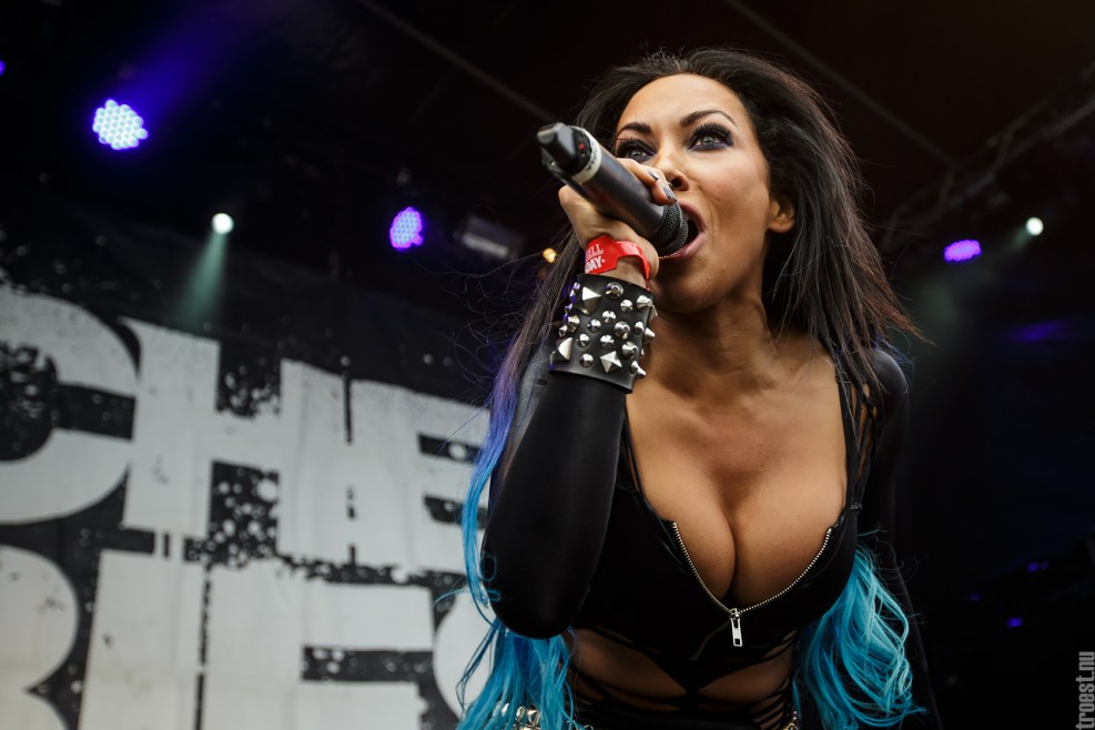 Big Naked Woman Ruby M