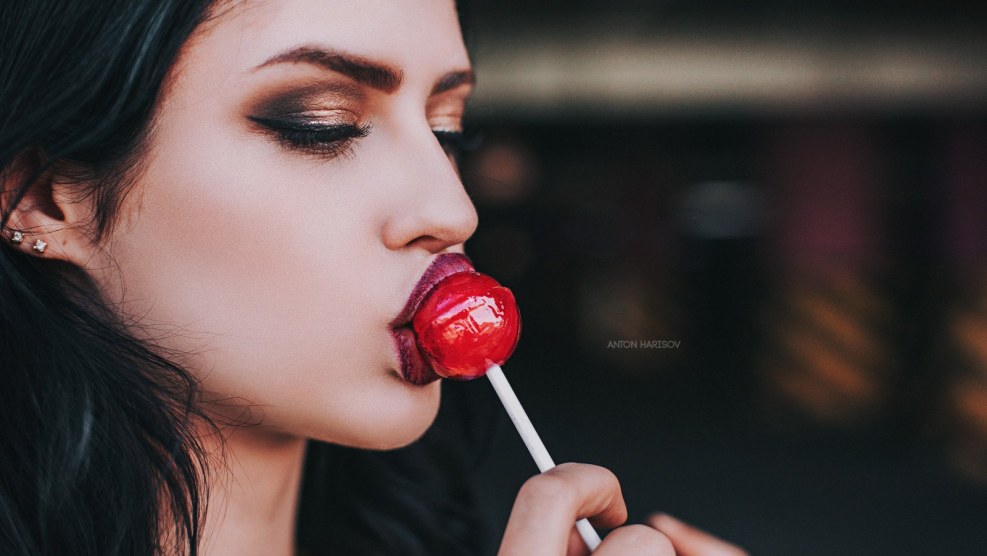 Jodie Marie Licking Lollipop