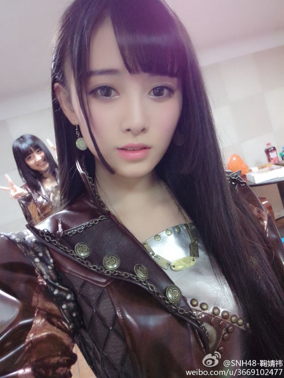 Ju Jing Yi Biografiyasi