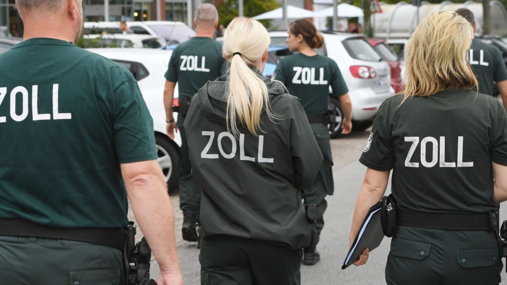 Zoll Aed Plus Serial number