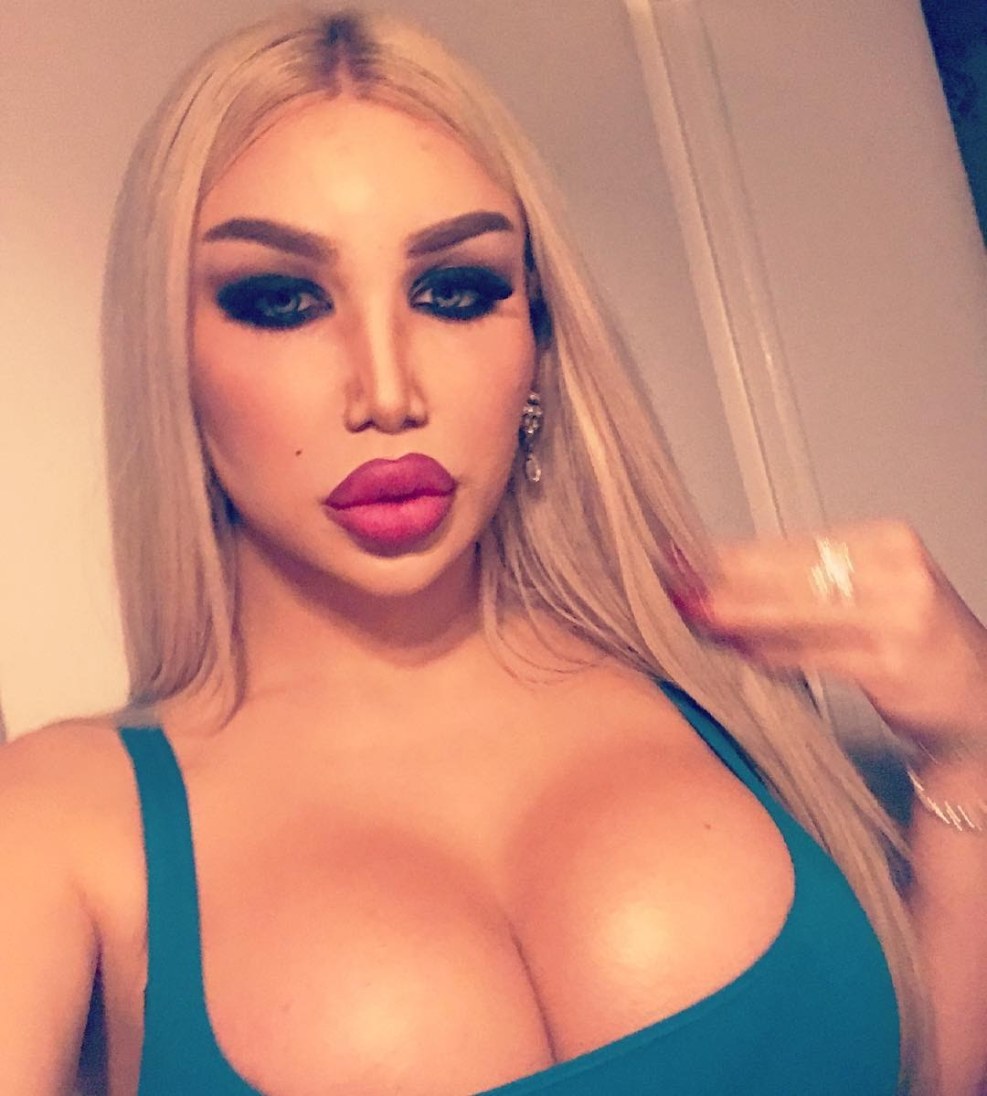 IVANA VLADISLAVA LATEX