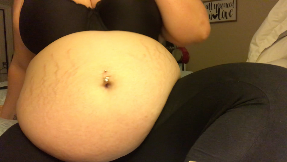 Norwegian Amateurs (001) Anna Show Her Preggo Belly - 42 Pics XHAMSTER