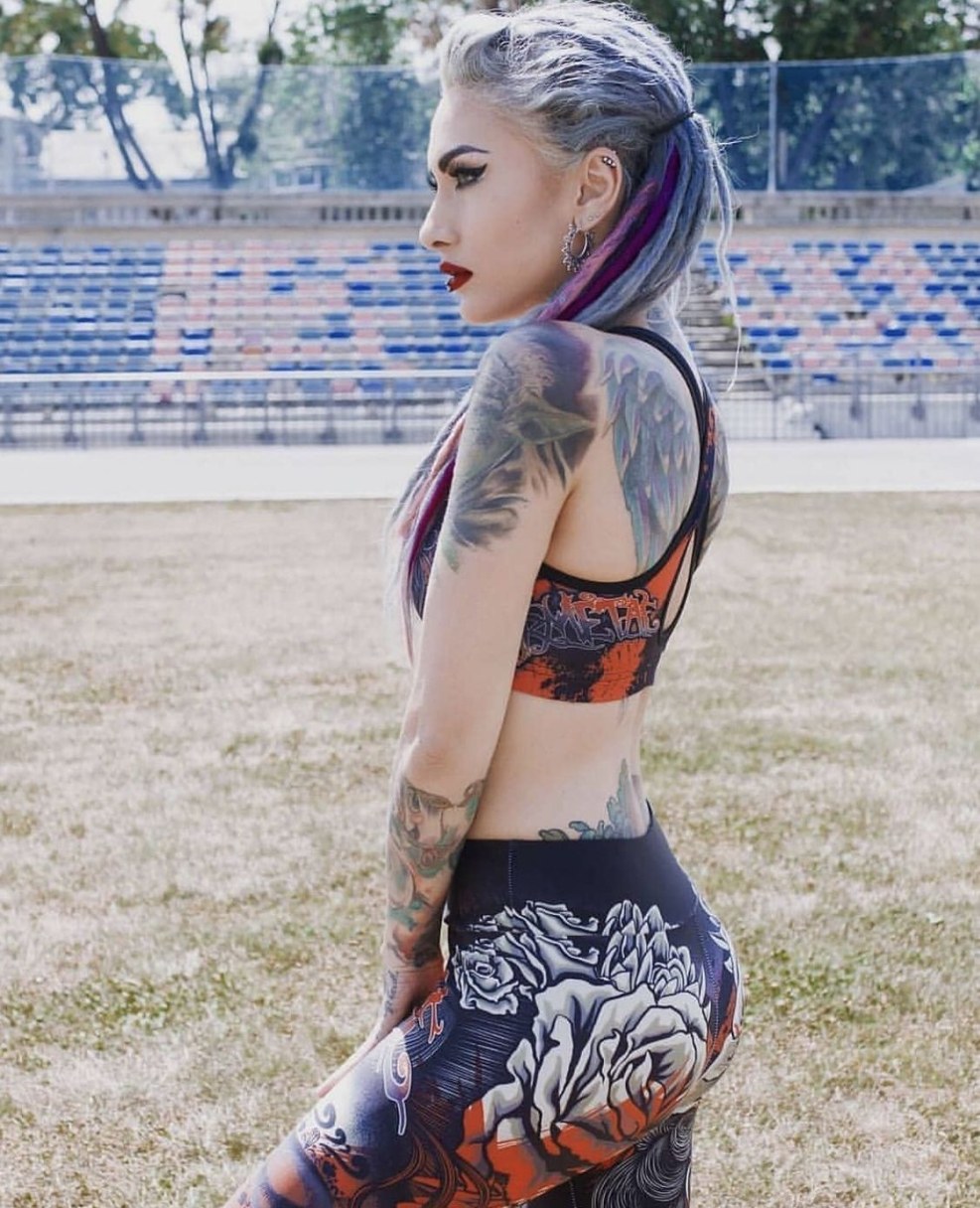 Elena "Scissorhands" Qatarg